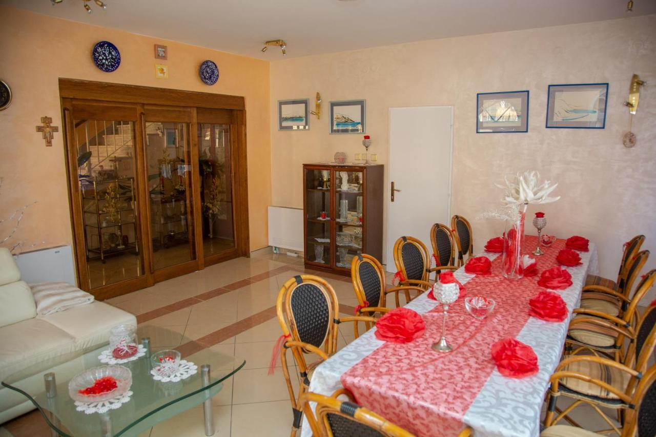 Royal Rooms Novalja Dış mekan fotoğraf